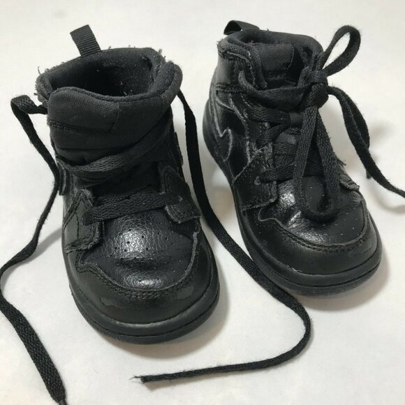 Nike Air Jordan Sneakers Retro Running Walking 640735-030 Black Shoes 6C 12 cms - Picture 11 of 12